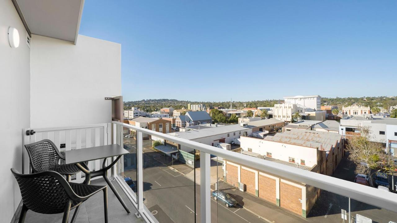 Oaks Toowoomba Hotel エクステリア 写真