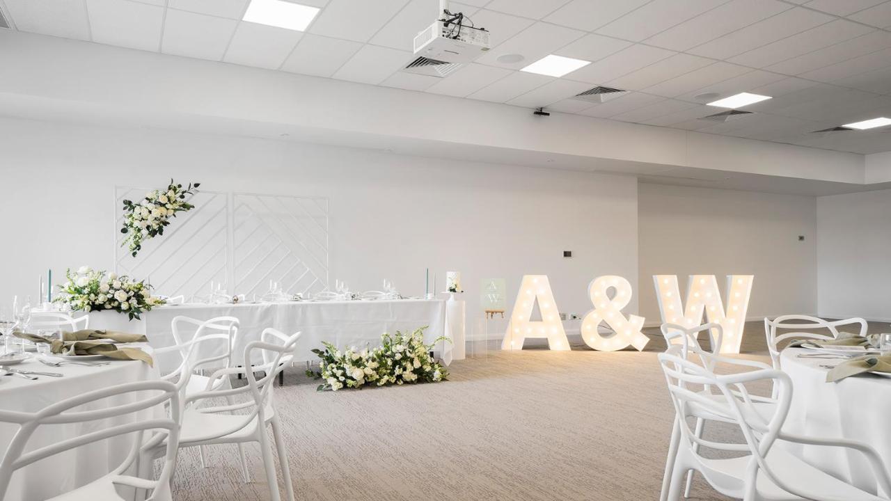 Oaks Toowoomba Hotel エクステリア 写真