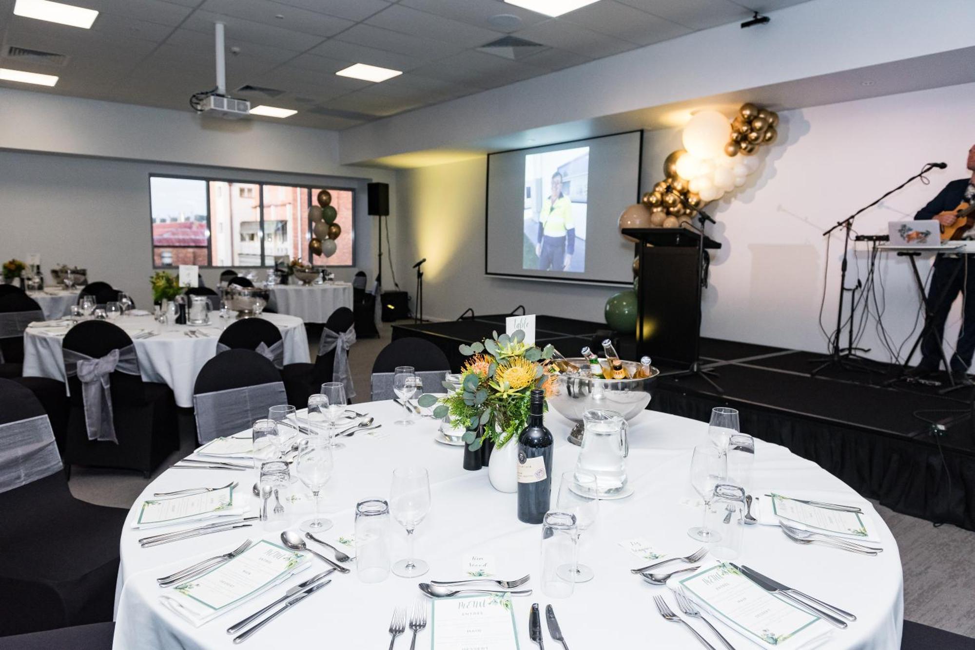 Oaks Toowoomba Hotel エクステリア 写真