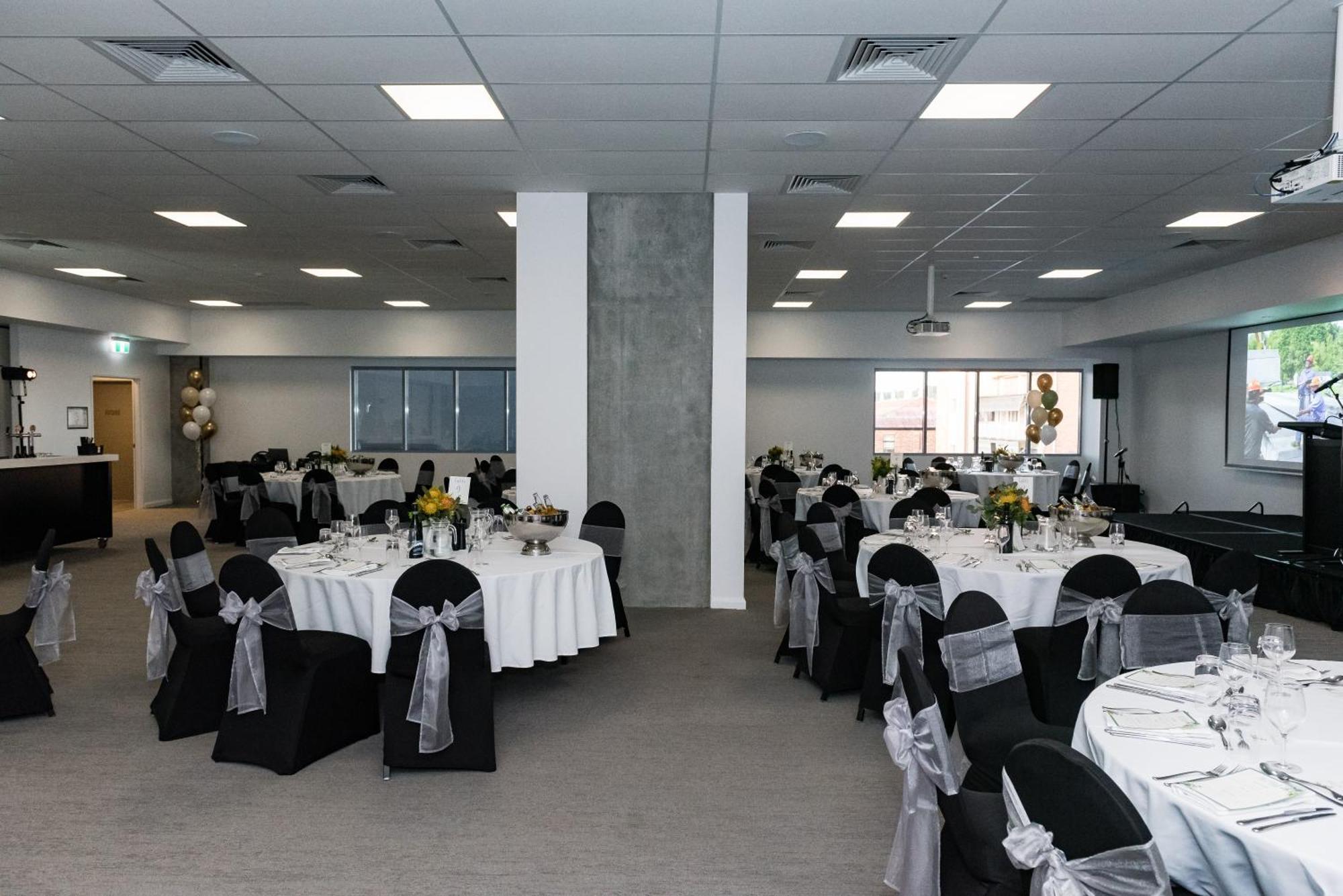 Oaks Toowoomba Hotel エクステリア 写真
